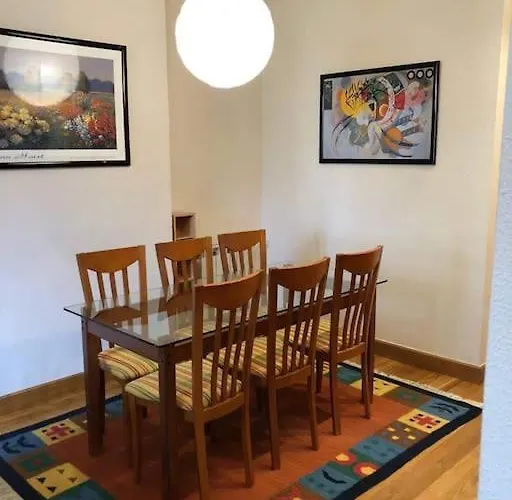 En Playa De Ondarreta